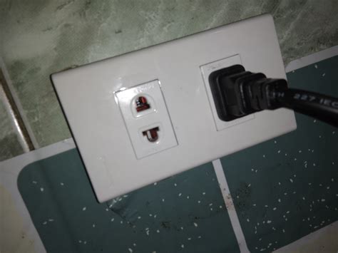 Olaes Electrical Services .